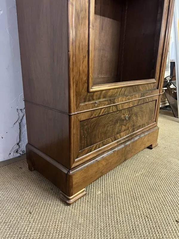 Illustration numéro 5 du produit Bibliothèque XXéme  en noyer