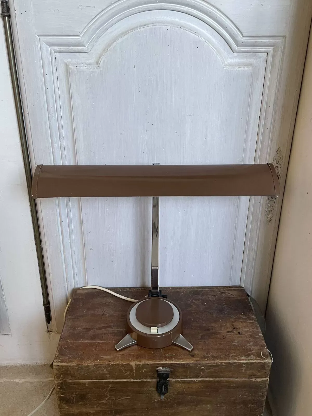 Illustration numéro 5 du produit Lampe de bureau  de Hamilton Industries réflecteur 48cm