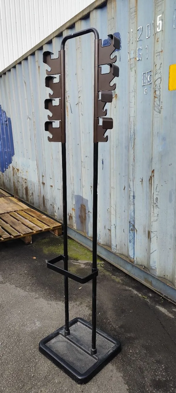 Illustration numéro 5 du produit Porte manteau Manade, Vitrac