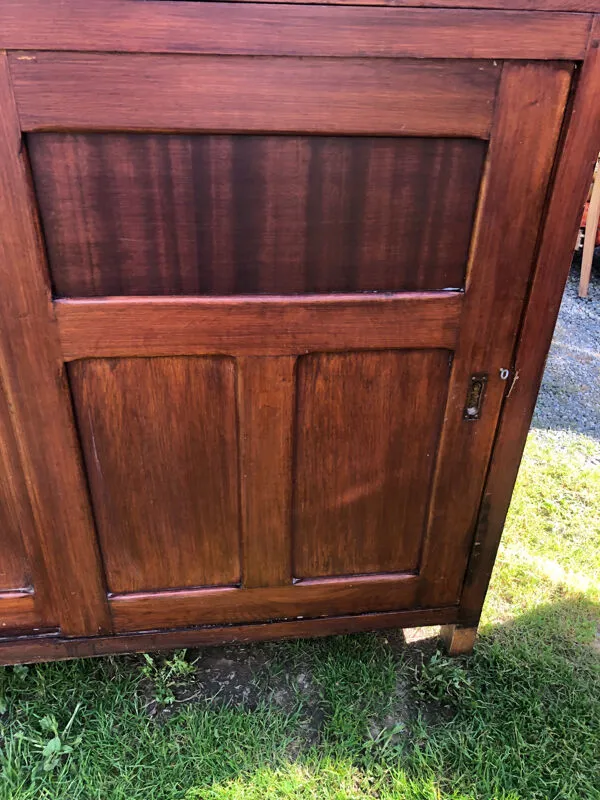 Illustration numéro 5 du produit Meuble de métier