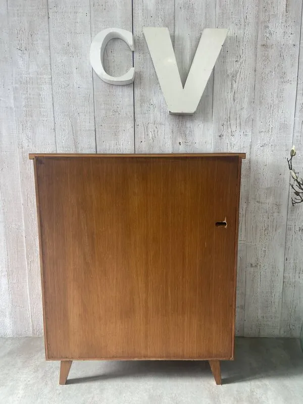 Illustration numéro 5 du produit Etagère des années 70