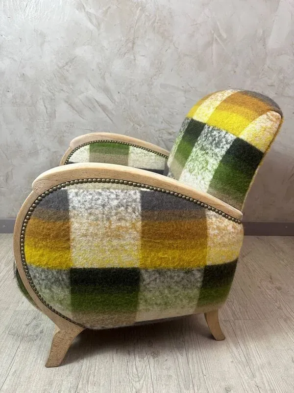 Illustration numéro 5 du produit Fauteuil club rénové