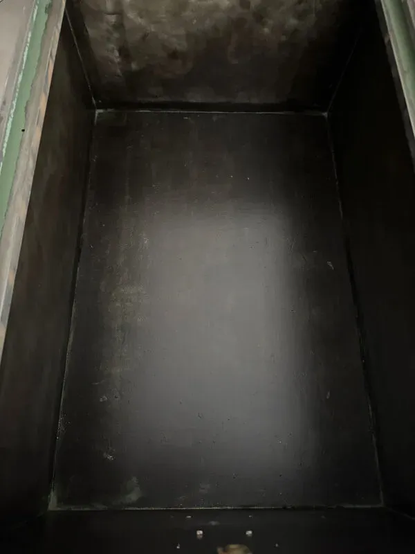 Illustration numéro 5 du produit Ancien meuble classeur industriel vintage à roulettes