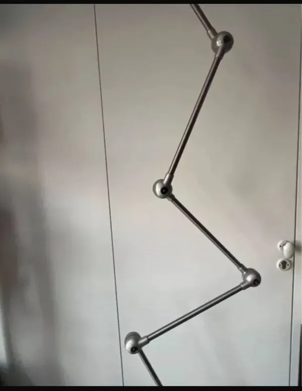 Illustration numéro 5 du produit Lampe Jieldé