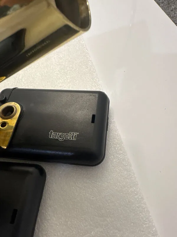 Illustration numéro 5 du produit Paire de spots Targetti dorés orientables – design vintage italien – c