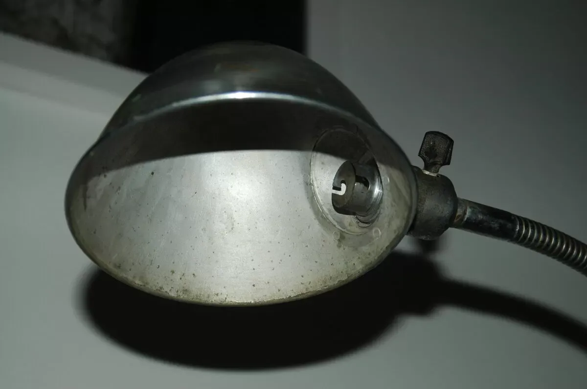 Illustration numéro 5 du produit Lampe industrielle d'atelier architecte