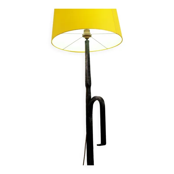Illustration numéro 5 du produit Lampadaire moderniste en fer battu, 1960