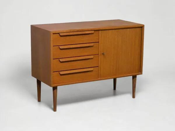 Illustration numéro 5 du produit Enfilade scandinave en teck, 1960-1970