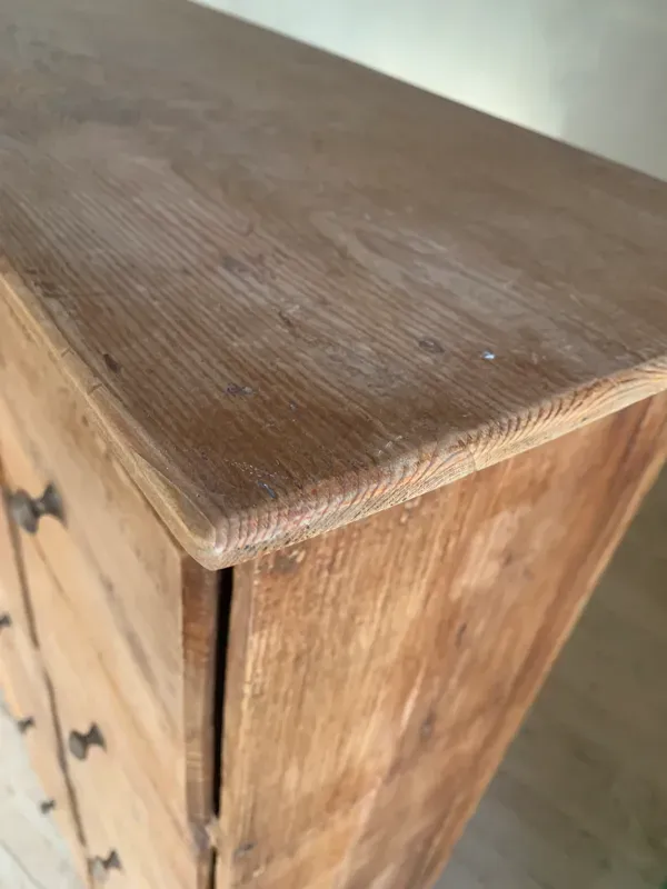 Illustration numéro 5 du produit Commode, meuble de mercerie, de métier vintage