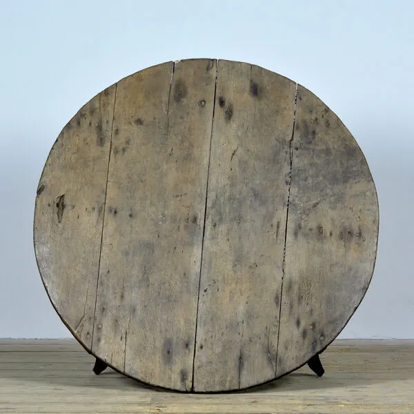 Illustration numéro 5 du produit Petite table basse, vers 1920