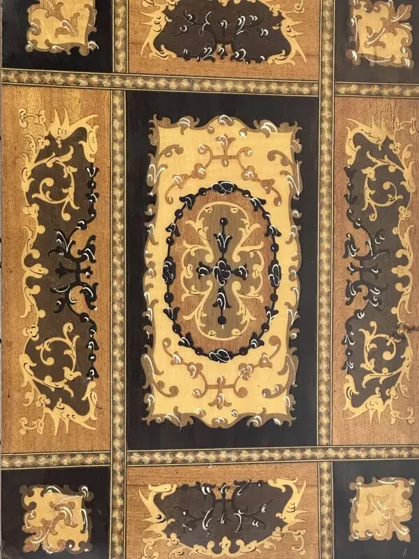 Illustration numéro 5 du produit Table à rangement à musique en marqueterie