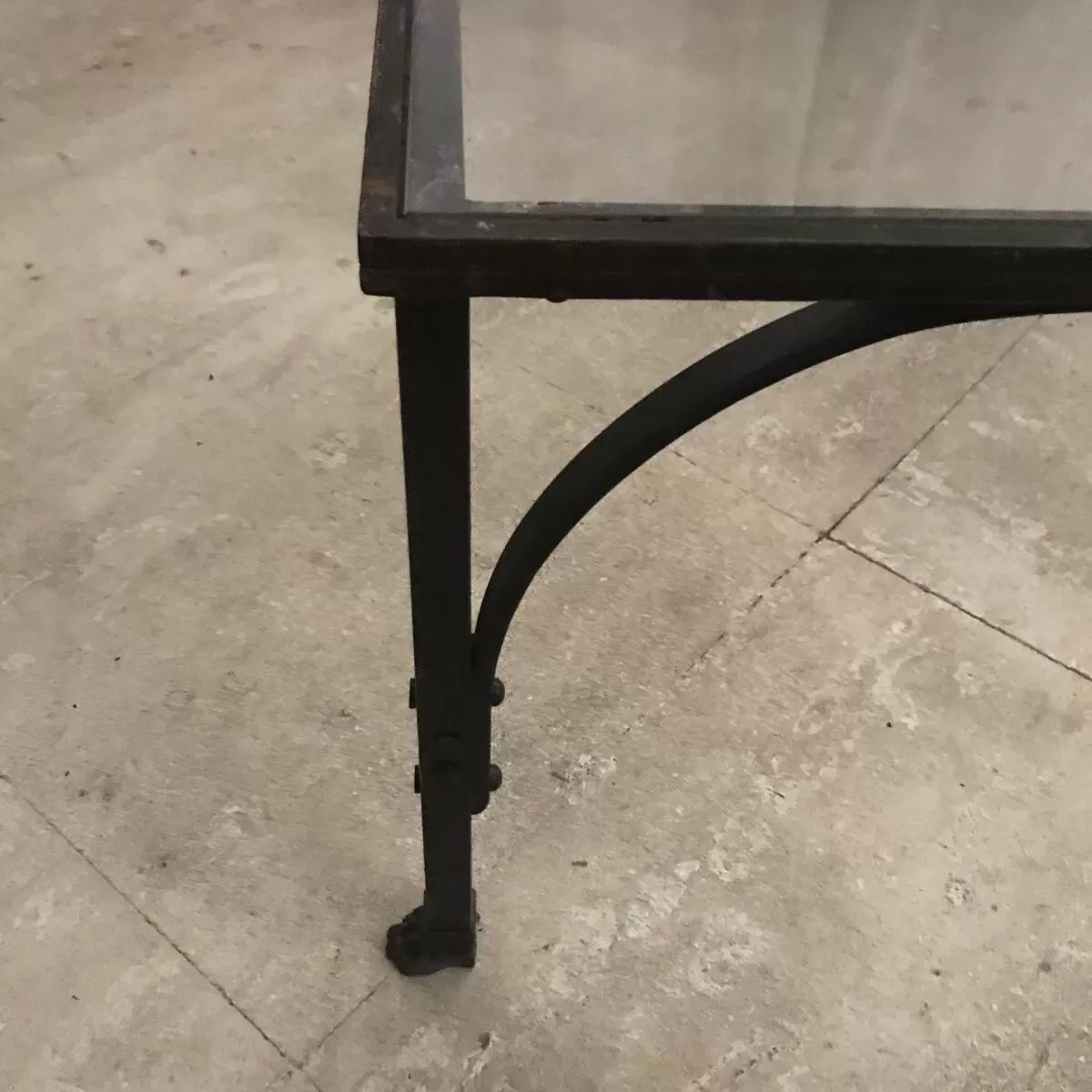 Illustration numéro 5 du produit Table basse