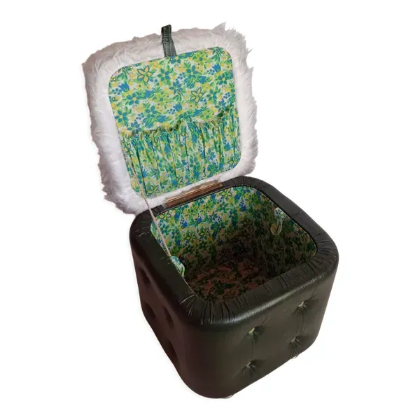 Illustration numéro 5 du produit Pouf avec rangements des années 70