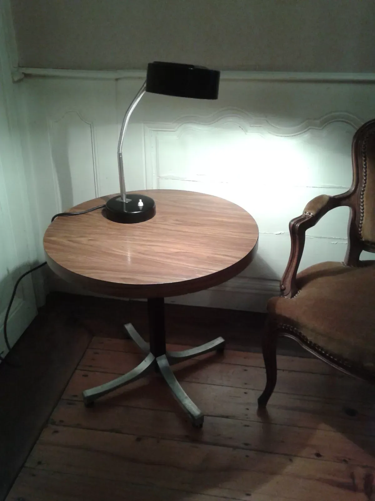 Illustration numéro 5 du produit Grande lampe vintage bureau atelier