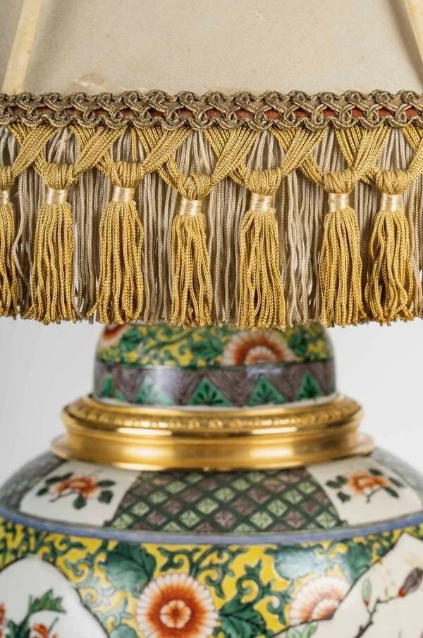 Illustration numéro 5 du produit Lampe en Porcelaine de Samson de Style Chinois XIXème Siècle