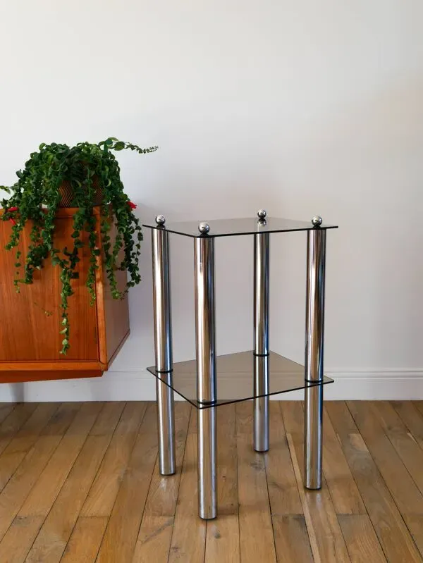 Illustration numéro 5 du produit Sellette en chrome et verre fumé, double étages, Design, 1970