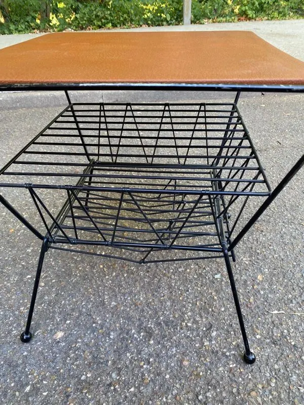Illustration numéro 5 du produit Porte-revues table d'appoint vintage style atomic mid-century modern