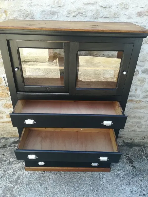 Illustration numéro 5 du produit Meuble de métier a tiroirs et portes coulissante