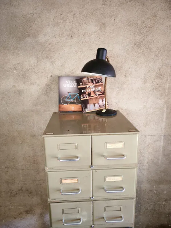 Illustration numéro 5 du produit Meuble de métier - casiers industriels