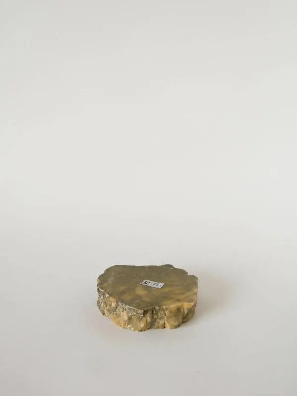 Illustration numéro 5 du produit Grand cendrier en albâtre, forme libre, gris, made in Germany, 1970