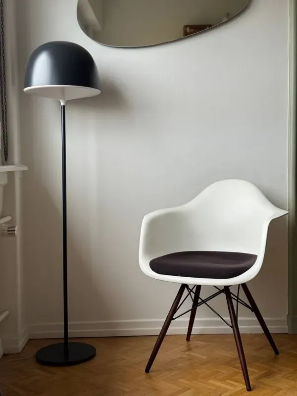 Illustration numéro 5 du produit Fauteuil DAW Charles et Ray Eames edition Vitra