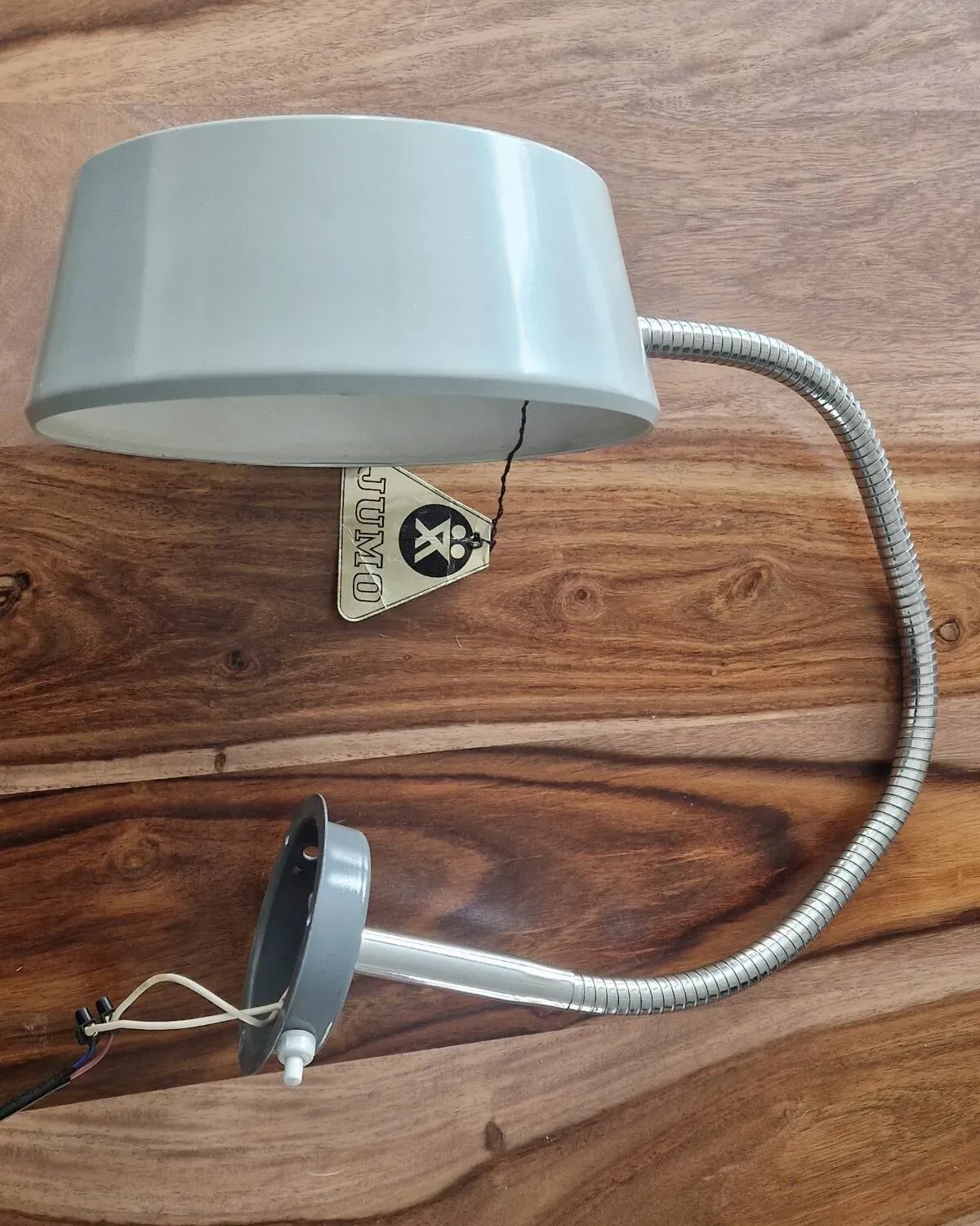 Illustration numéro 5 du produit Lampe JUMO 750 - Neuve d'origine- 1950s