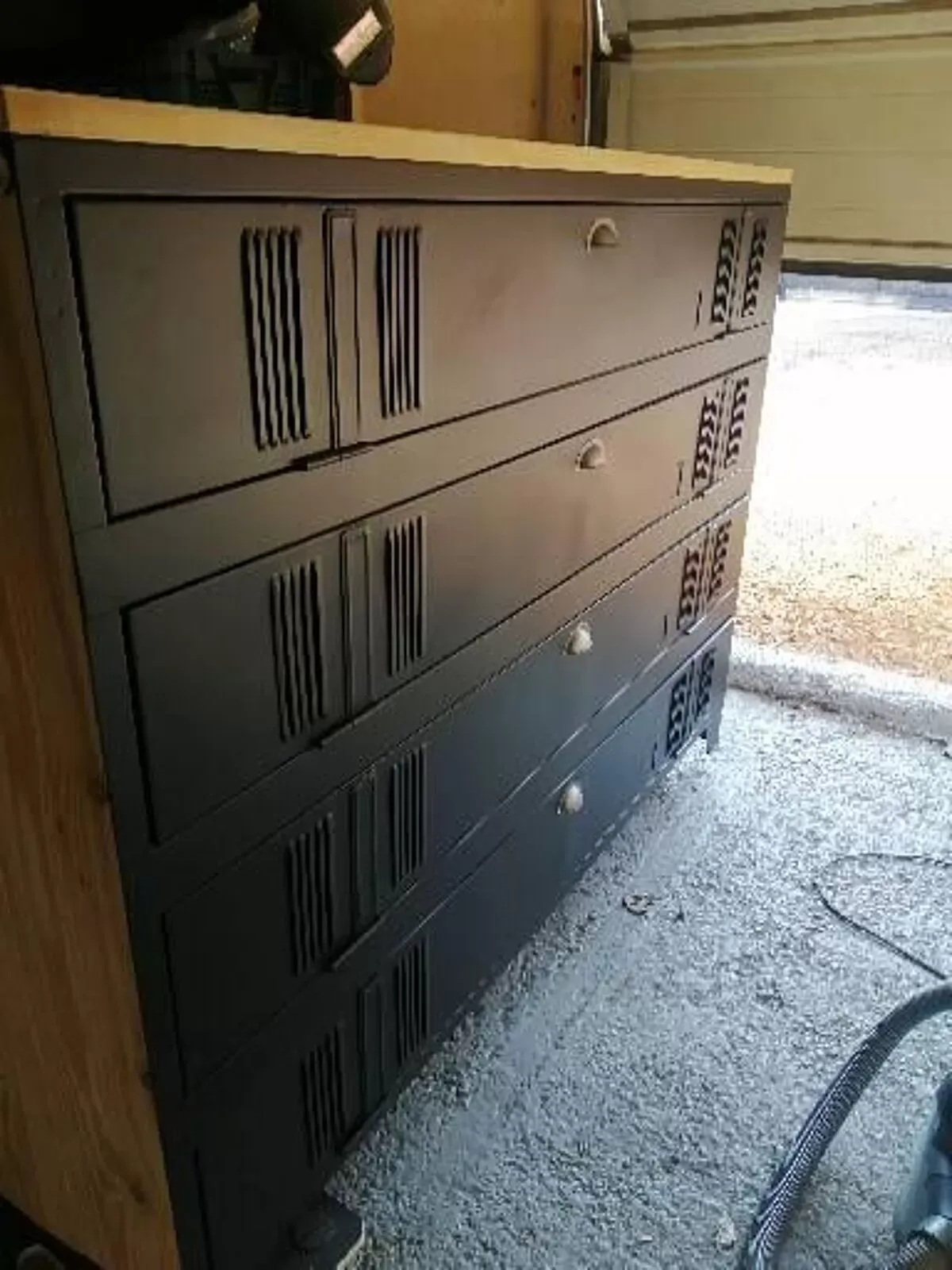 Illustration numéro 5 du produit Buffet industriel