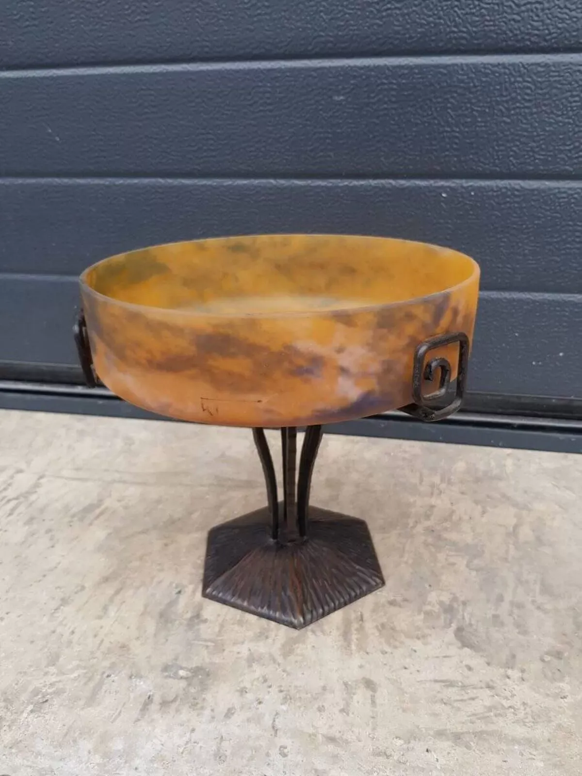 Illustration numéro 5 du produit Coupe Circulaire - Signature : Lorrain