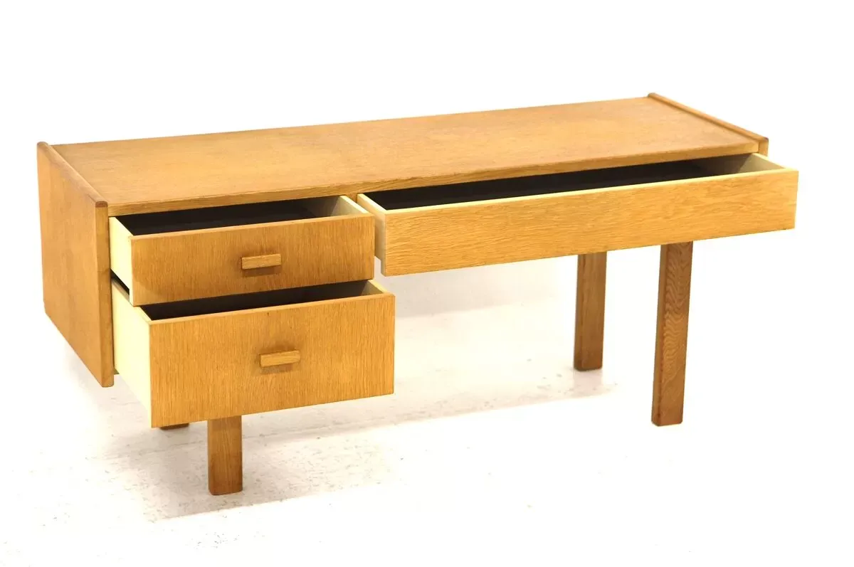 Illustration numéro 5 du produit Commode basse en chêne, Svensk Möbelindustri, Suède, 1960