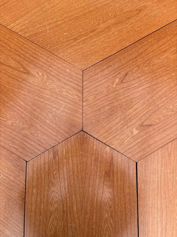 Illustration numéro 5 du produit Table Salle à manger Simat