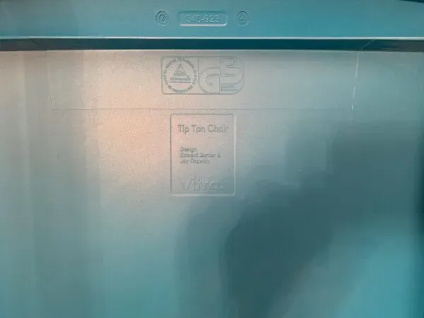 Illustration numéro 5 du produit Chaise Tip Ton, conçue par Edward Barber, Jay Osgerby, Vitra