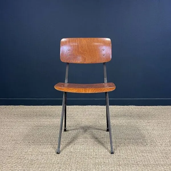 Illustration numéro 5 du produit Chaise Result Friso Kramer pour Ahrend bois acier taupe années 60 Pays Bas