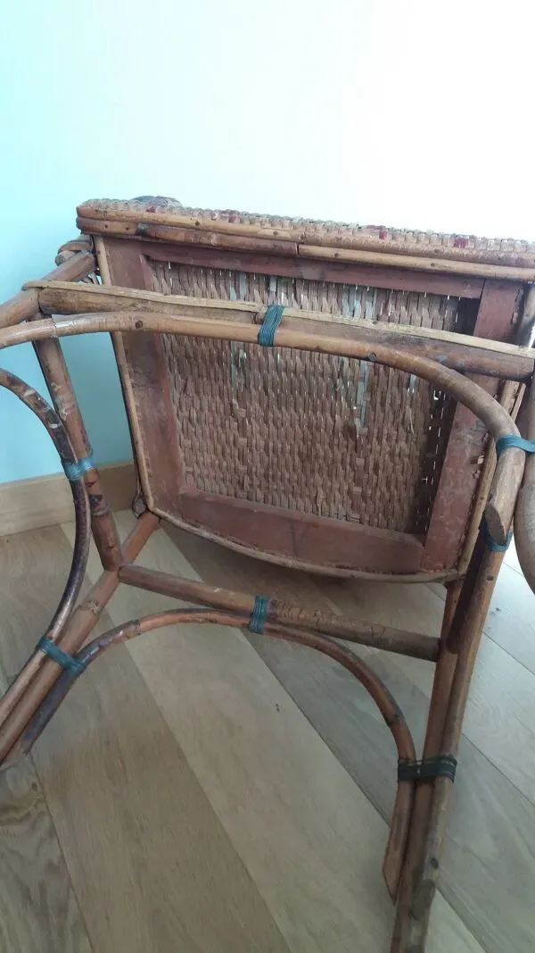 Illustration numéro 5 du produit Fauteuil bistrot en bambou et osier