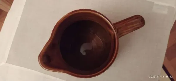 Illustration numéro 5 du produit Pichet a eau