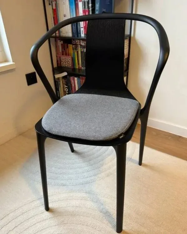 Illustration numéro 5 du produit Chaise belleville par Ronan et Erwan Bouroullec pour Vitra