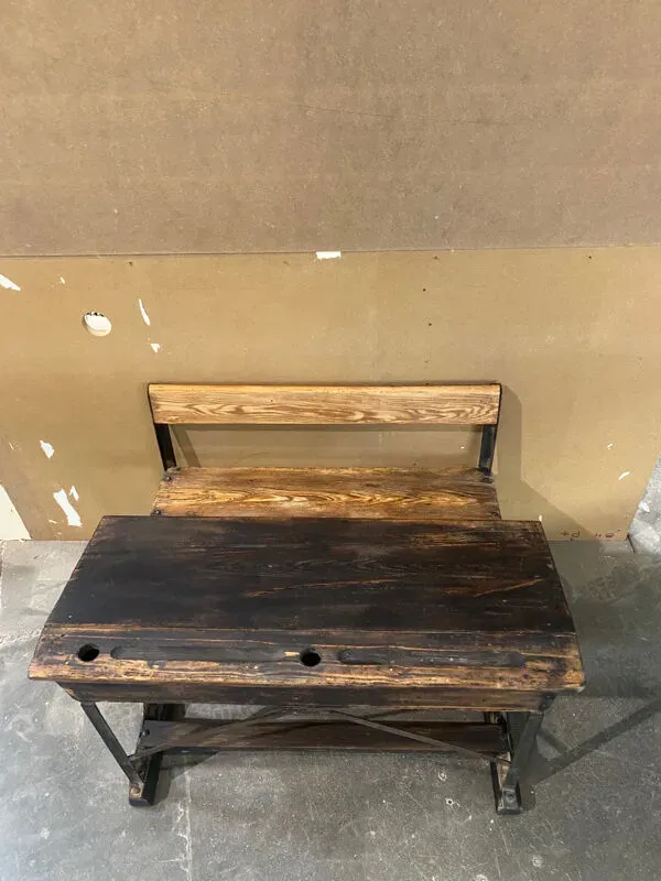 Illustration numéro 5 du produit Bureau d’écolier double 1900