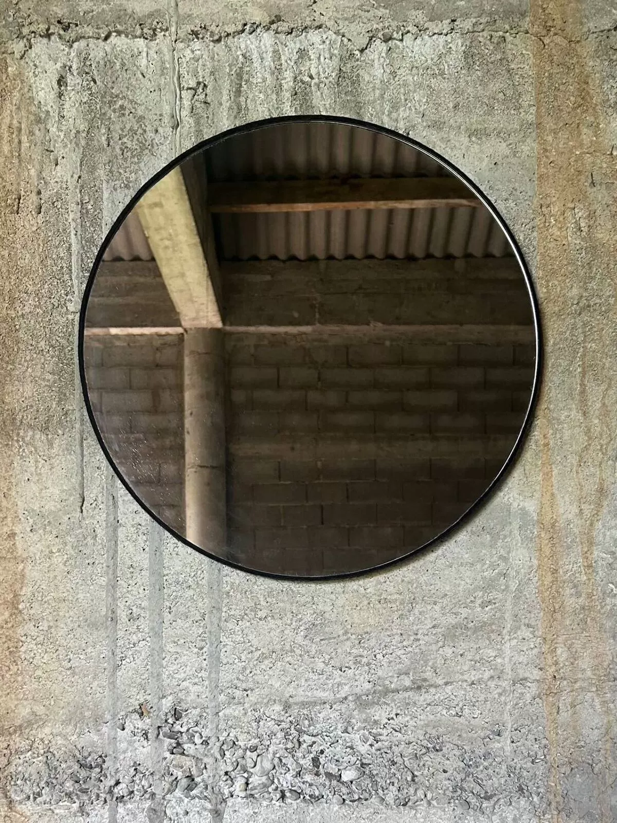 Illustration numéro 5 du produit Miroir feutre de laine