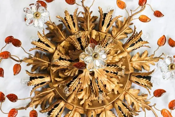 Illustration numéro 5 du produit Plafonnier Maison Baguès en cristal et fer doré, 15 lumières