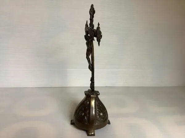 Illustration numéro 5 du produit Ancien crucifix en zamac Belgium