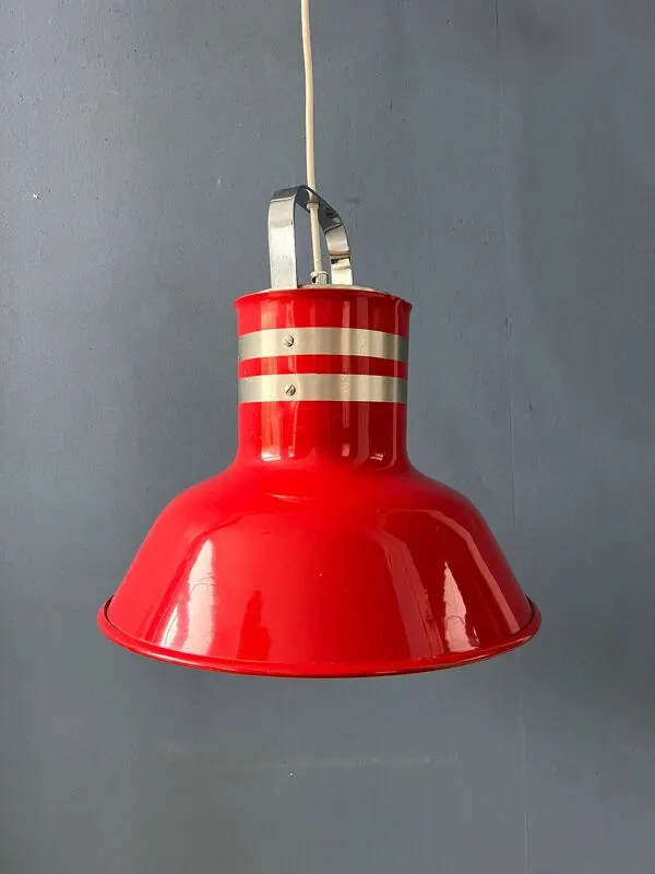 Illustration numéro 5 du produit Suspension « Bucket » rouge Space Age par Ateljé Lyktan