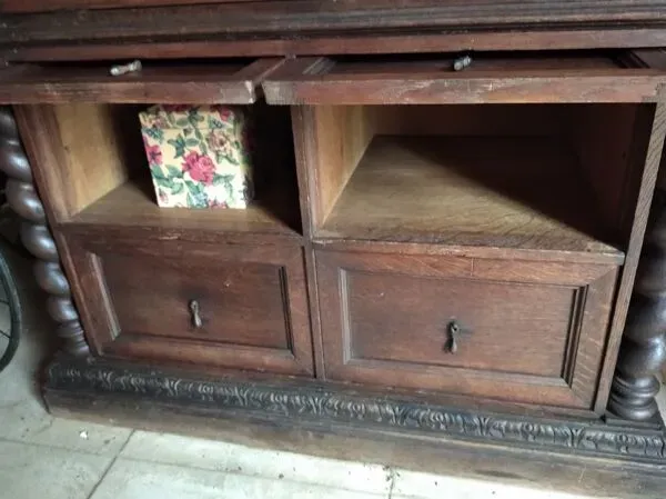 Illustration numéro 5 du produit Meuble de metier notaire