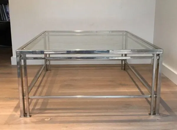 Illustration numéro 5 du produit Table basse moderniste chromée à pieds triples, travail français vers 1970