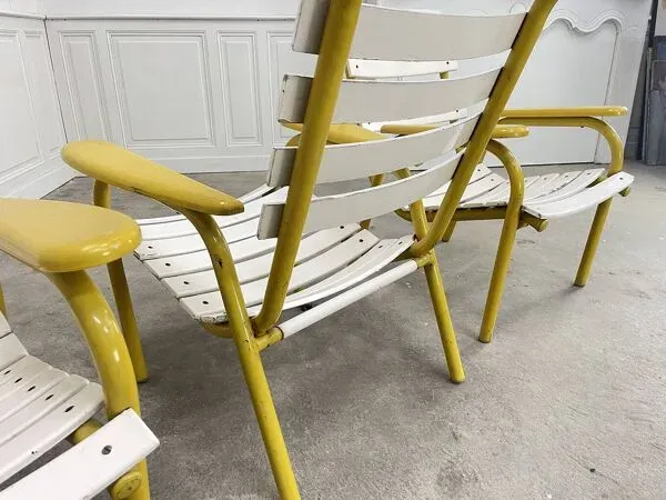 Illustration numéro 5 du produit Trois fauteuils de jardin des années 1970