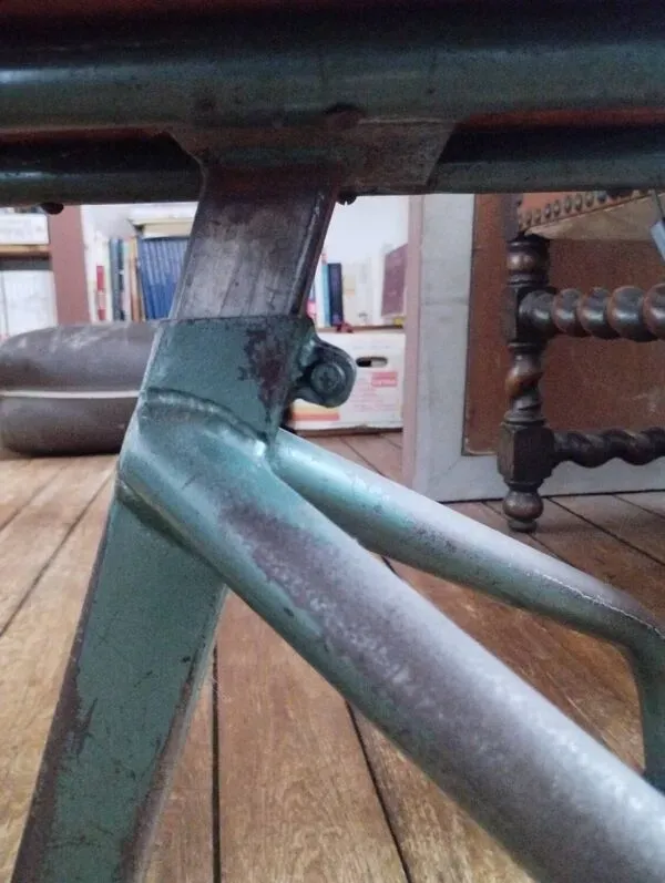 Illustration numéro 5 du produit Bureau d'écolier