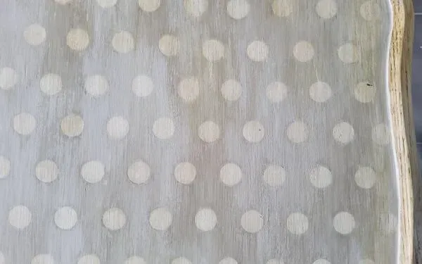 Illustration numéro 5 du produit Table basse patinée