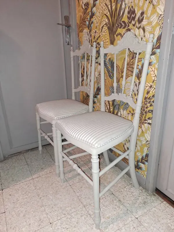 Illustration numéro 5 du produit Lot de 2 chaises opéra style empire refaite tissu rayé xix coloris beige