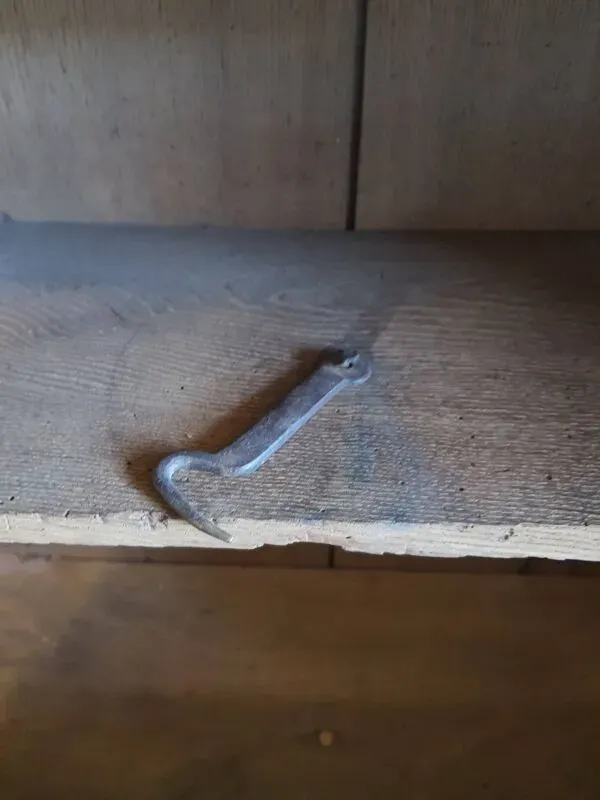 Illustration numéro 5 du produit Meuble de métier, de presbytère