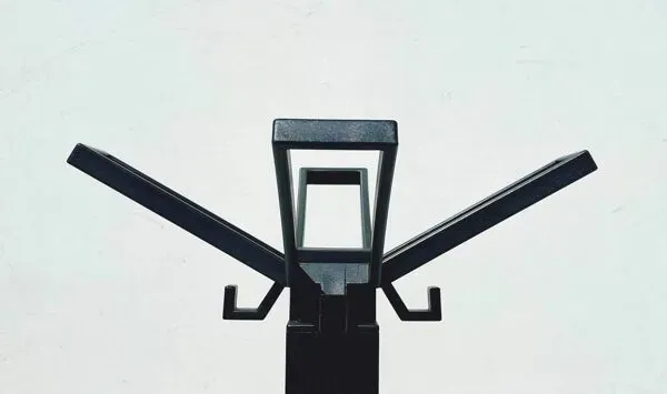Illustration numéro 5 du produit Porte-Manteau Kartell de Michele De Lucchi & Tadao Takaichi. Vintage 90s