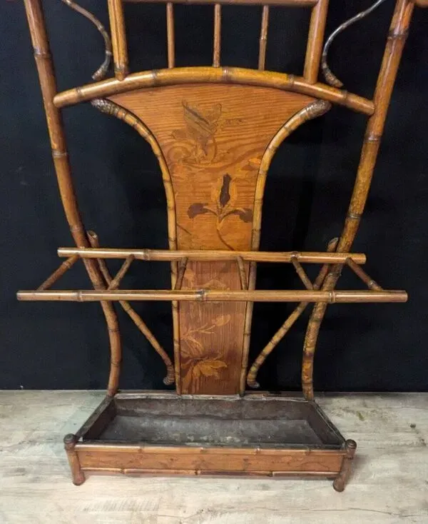 Illustration numéro 5 du produit Vestiaire art nouveau en bambou