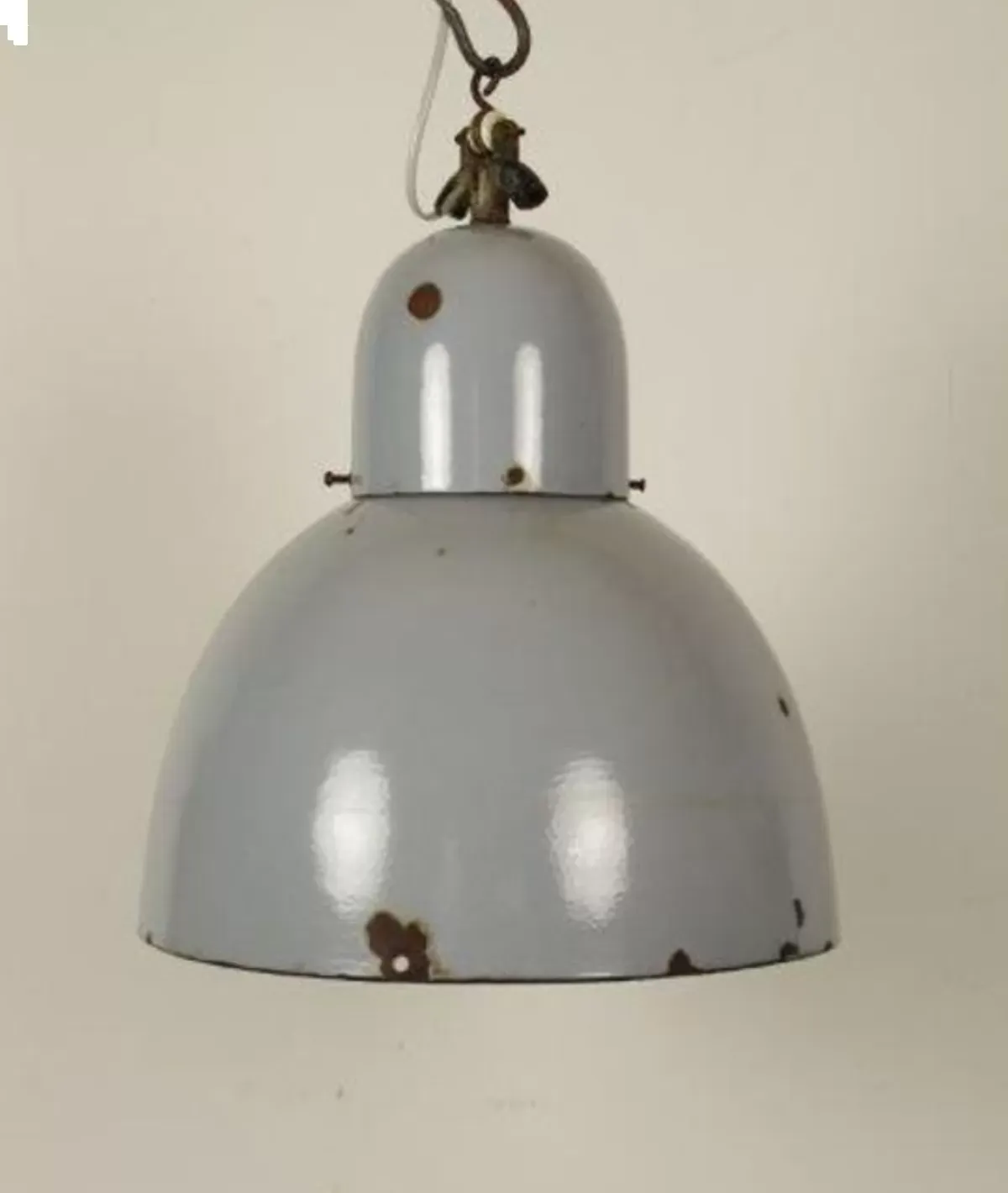 Illustration numéro 5 du produit Industrial suspension blue gray